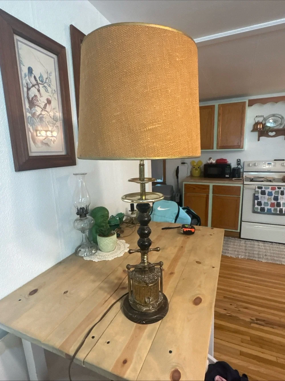 Unique Vintage novelty wine press table lamp 1960-70s With Original Shade WORKS